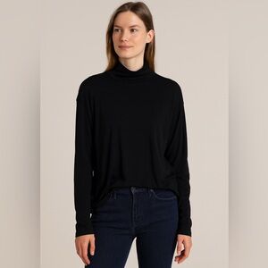Perry Ellis Elegant Black Long Sleeve Top
